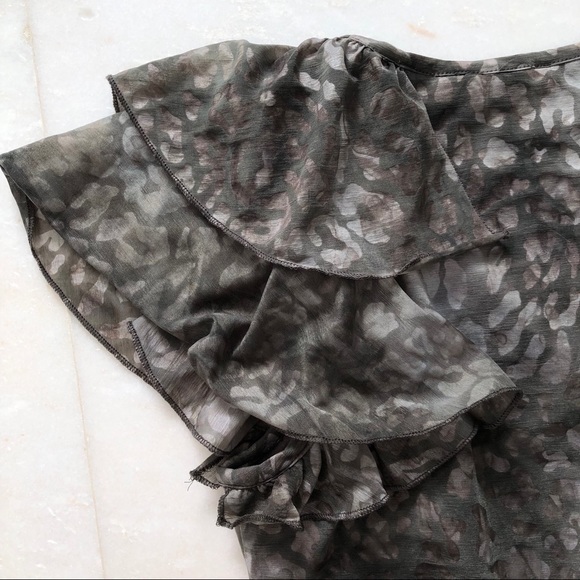 Esprit Gray Pattern Ruffle Top - Picture 4 of 7